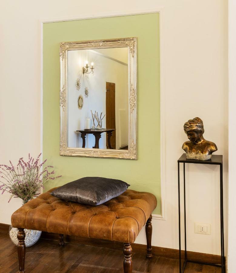 Historic Center Palace - Huge 4 Bedrooms Santa Croce Apartment - By Likehomeflorence Exterior photo